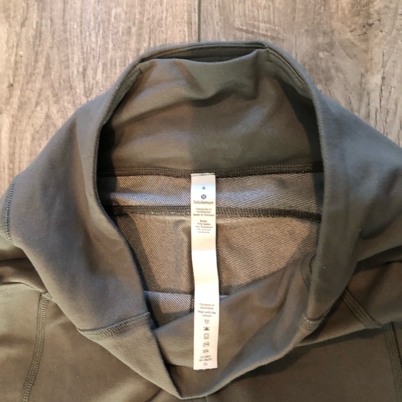 Lulu’s size 4 - Picture 3 of 3